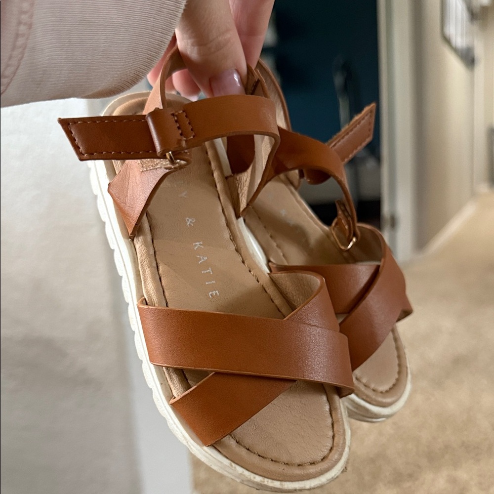 Kelly & Katie Brown Cross-Strap Sandals